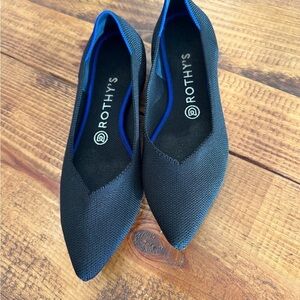 Rothy's Women's Black and Blue Flats